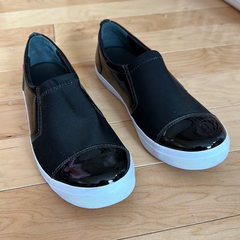 Marc Joseph Sneakers